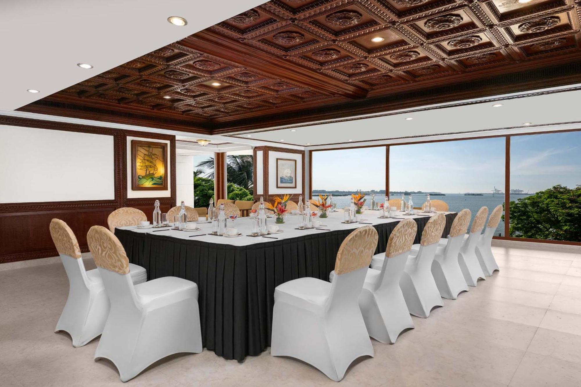 Vivanta Ernakulam, Marine Drive Kochi Exterior foto